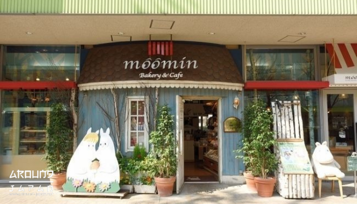 Moomin Bakery & Café คาเฟ่นี้ที่คุณจะไม่ต้องเหงาอีกต่อไป เป็นการหยิบยกเอาตัวการ์ตูนขวัญใจเก็กๆจากทั่วโลกมาเป็นต้นแบบในการทำคาเฟ่แห่งนี้