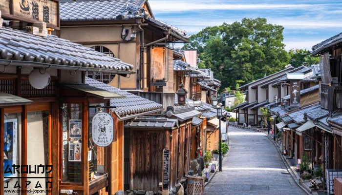 โทกุชิมะมนเสน่ห์ทิวทัศน์ 40 องศา   โทคุชิมะ ส่วนมาก ประชากรจะใช้ชีวิตอยู่บนพื้นที่ซึ่งเป็นทางลาดชัน ประมาณ 40 องศา ไม่ว่าจะเป็นการปลูกบ้าน
